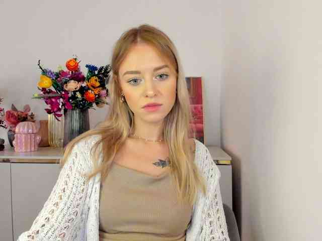 CindyGlam webcam