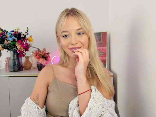 CindyGlam webcam