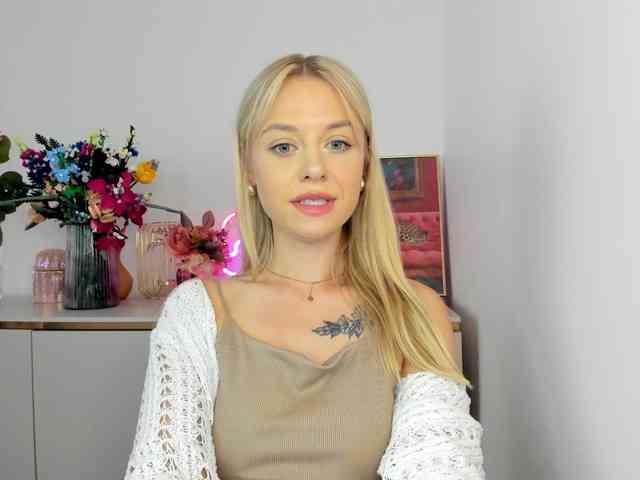CindyGlam webcam