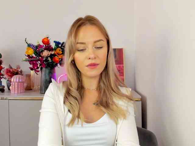 CindyGlam webcam