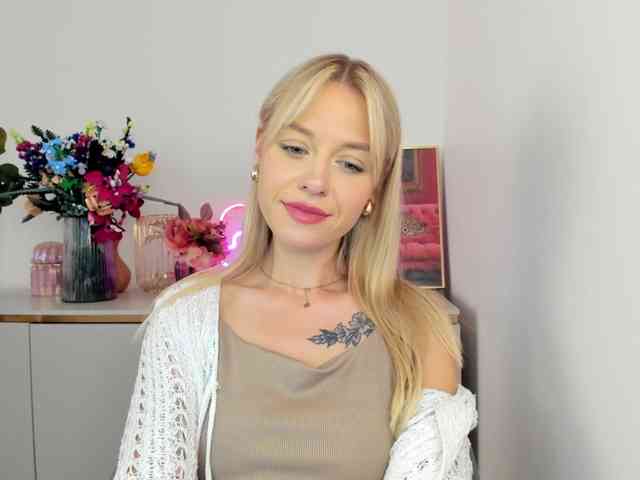 CindyGlam webcam