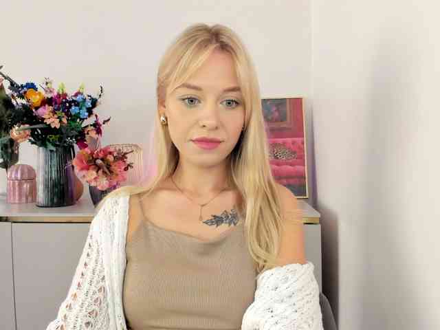 CindyGlam webcam