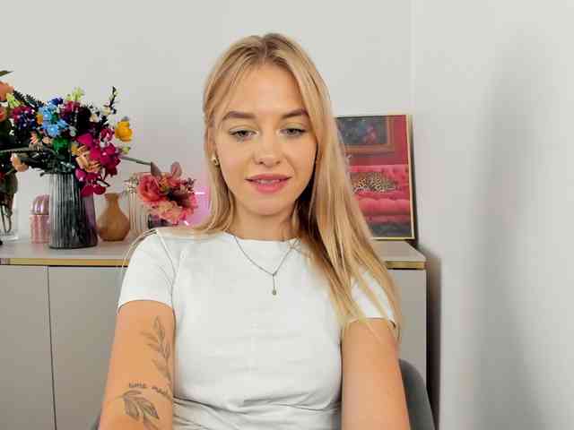 CindyGlam webcam