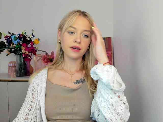 CindyGlam webcam