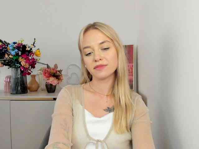 CindyGlam webcam