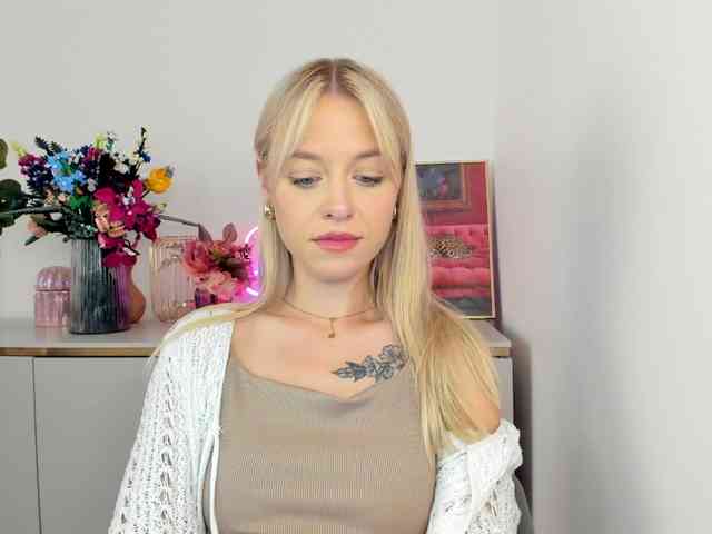 CindyGlam webcam