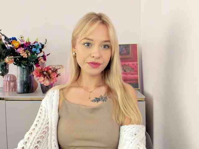 CindyGlam webcam