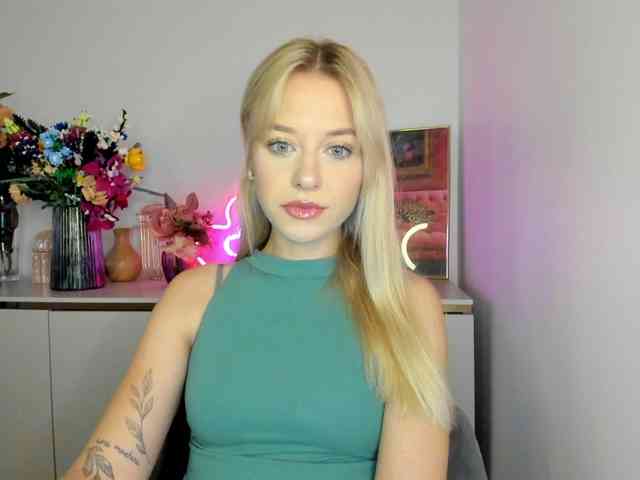 CindyGlam webcam