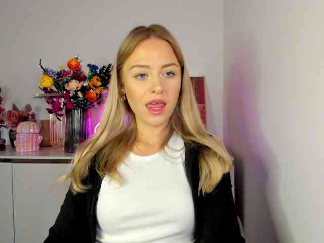 CindyGlam webcam
