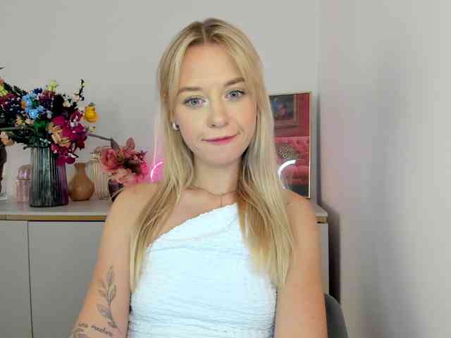 CindyGlam webcam