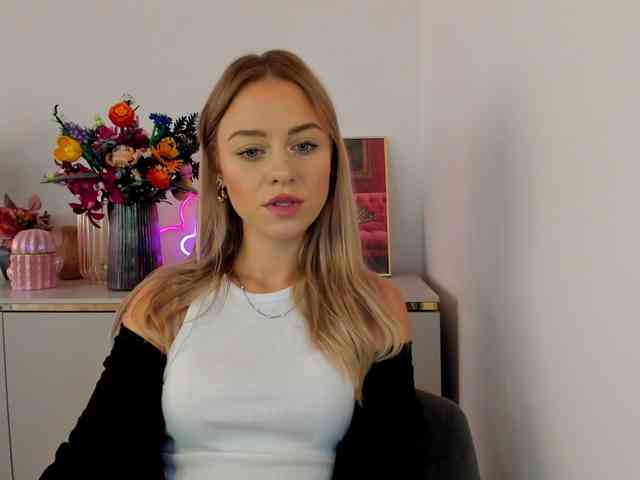 CindyGlam webcam