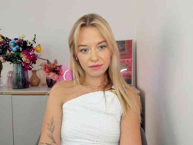CindyGlam webcam