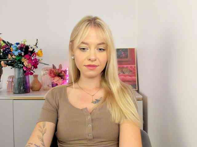 CindyGlam webcam
