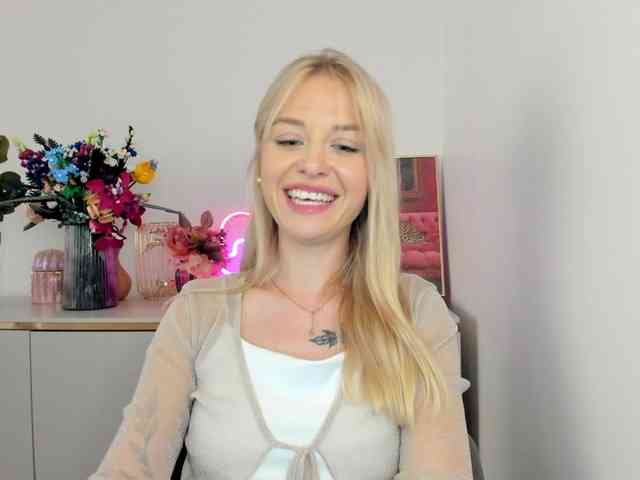 CindyGlam webcam