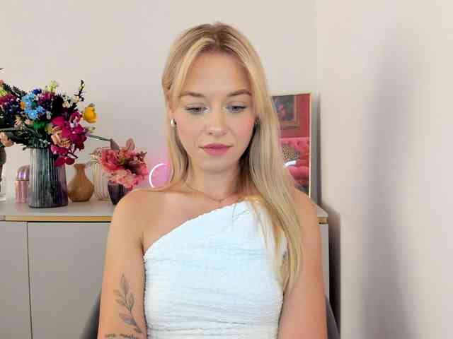 CindyGlam webcam