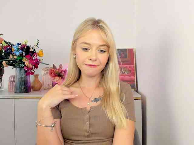 CindyGlam webcam