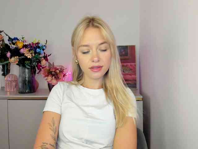 CindyGlam webcam