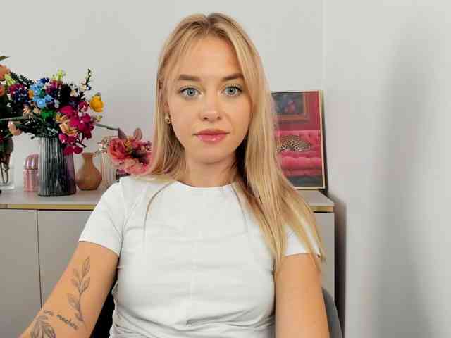 CindyGlam webcam
