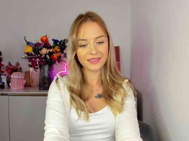CindyGlam webcam