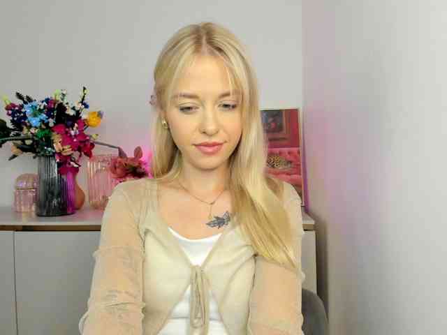 CindyGlam webcam