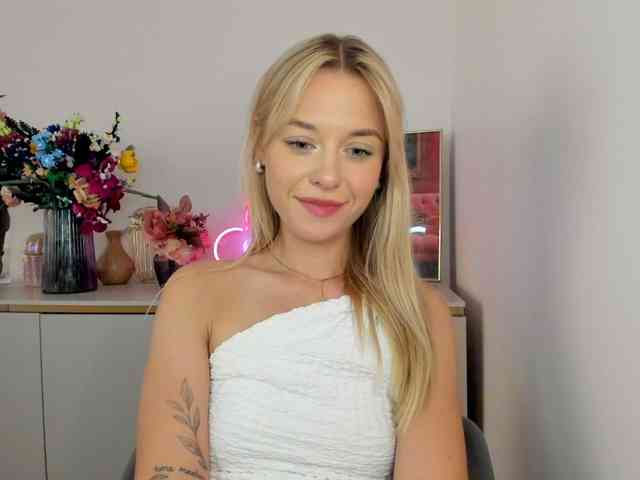 CindyGlam webcam