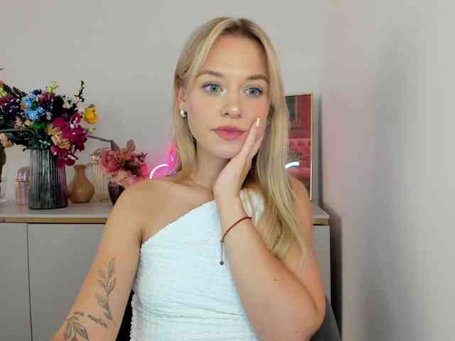 CindyGlam webcam