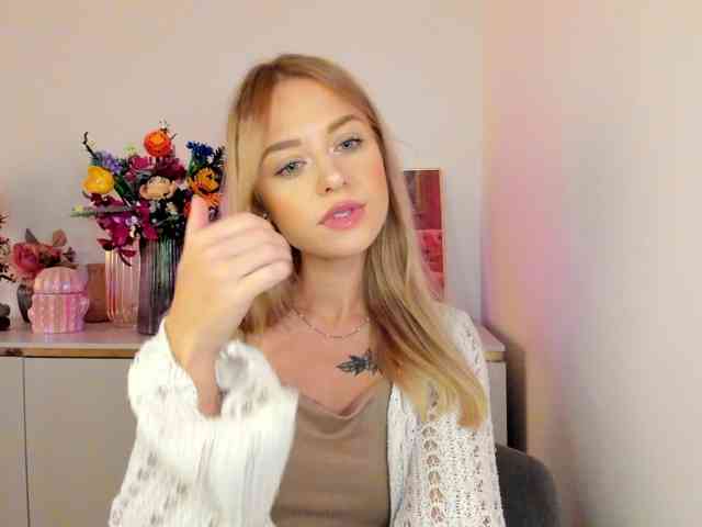 CindyGlam webcam