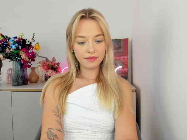 CindyGlam webcam