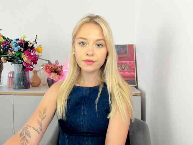 CindyGlam webcam