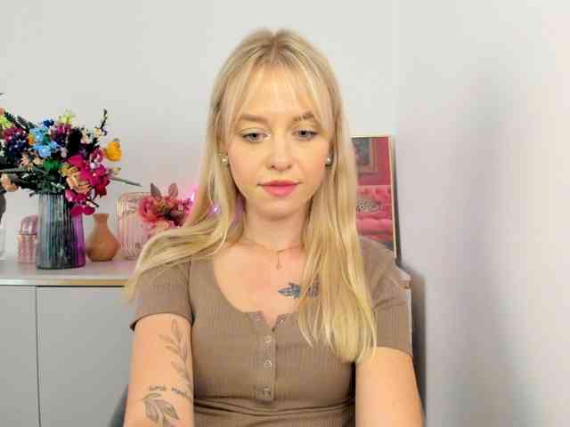 CindyGlam webcam