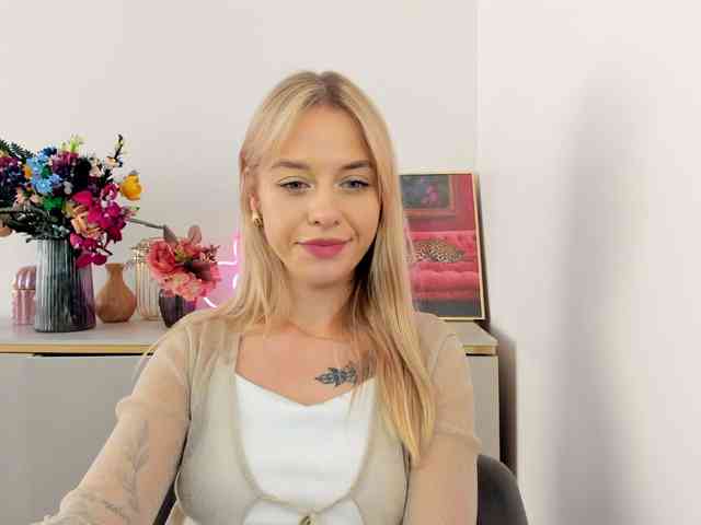 CindyGlam webcam
