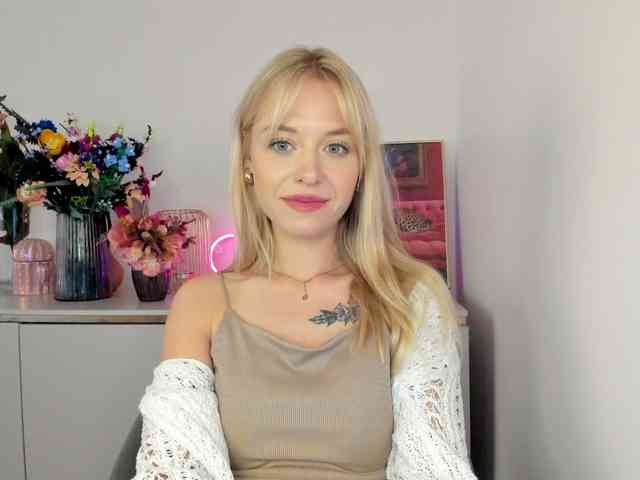 CindyGlam webcam