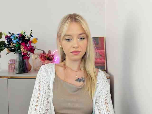 CindyGlam webcam