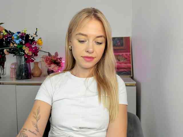 CindyGlam webcam