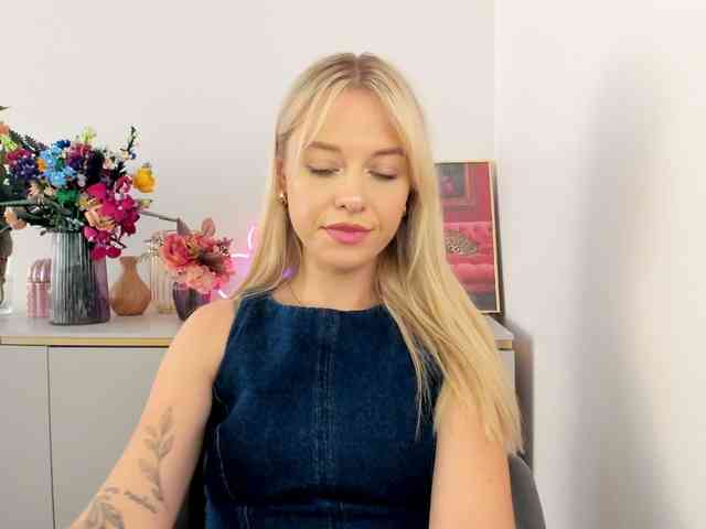 CindyGlam webcam