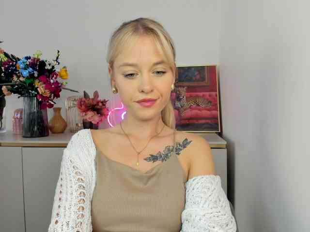 CindyGlam webcam