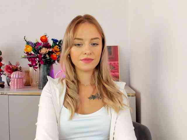 CindyGlam webcam