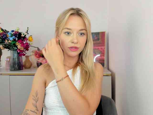 CindyGlam webcam