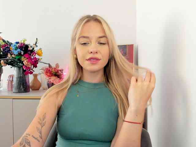 CindyGlam webcam