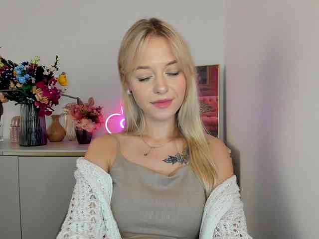 CindyGlam webcam