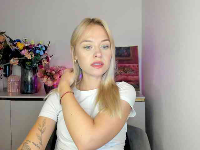 CindyGlam webcam
