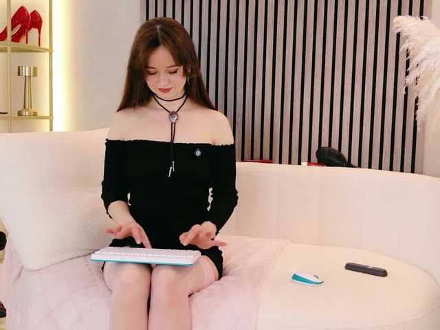 ElfaElle's BongaCams show and profile