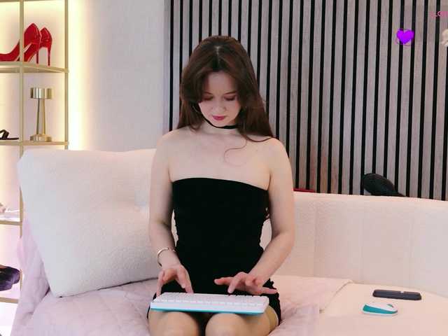 ElfaElle's BongaCams show and profile