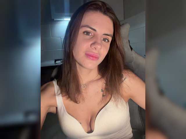 GoodLexi's BongaCams show and profile