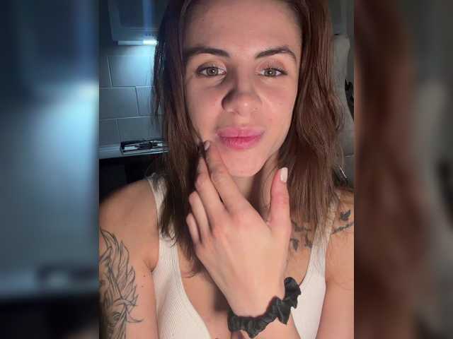 GoodLexi's BongaCams show and profile