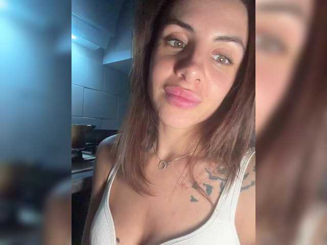 GoodLexi's BongaCams show and profile