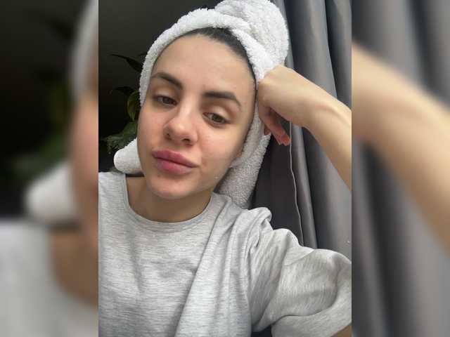 GoodLexi's BongaCams show and profile