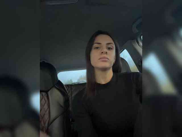-EmilyJones- webcam