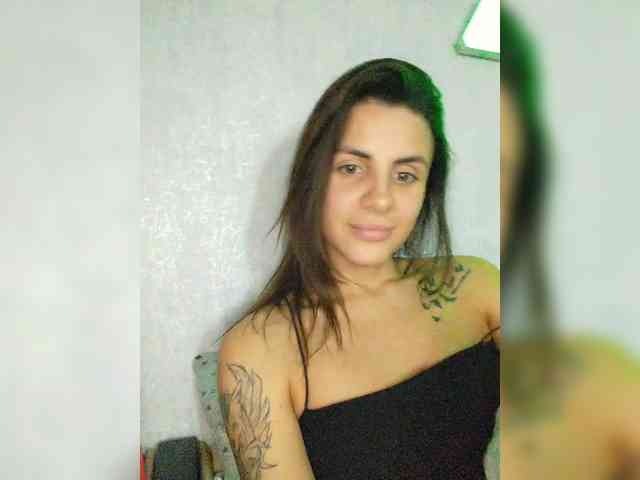 -EmilyJones- webcam