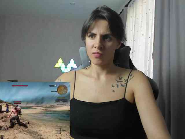 -EmilyJones- webcam